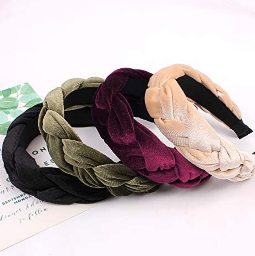 Set of 4 headbands.